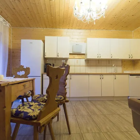 Gosciniec Tokarzonka *