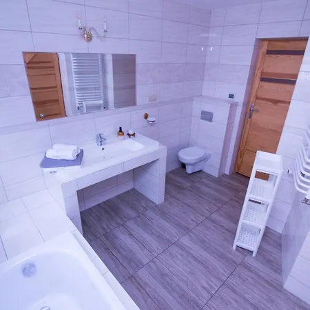 Gosciniec Tokarzonka *